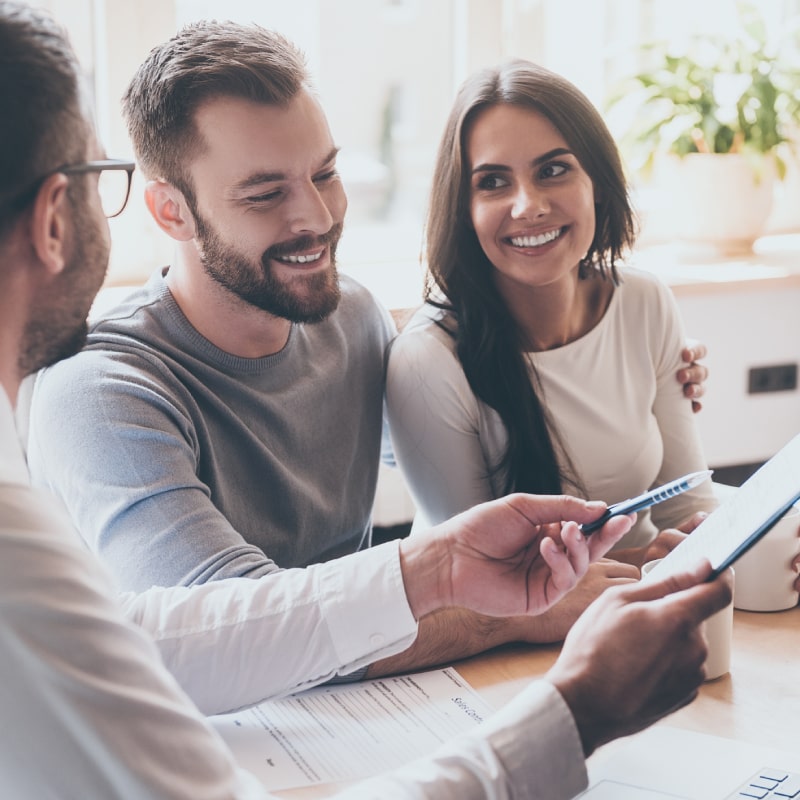 Stock image of family selling home to PA Home Solutions in a quick buy it now offer